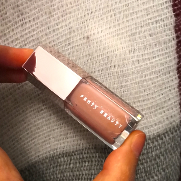 Fenty Beauty Other - Brand new Fenty Beauty gloss bomb